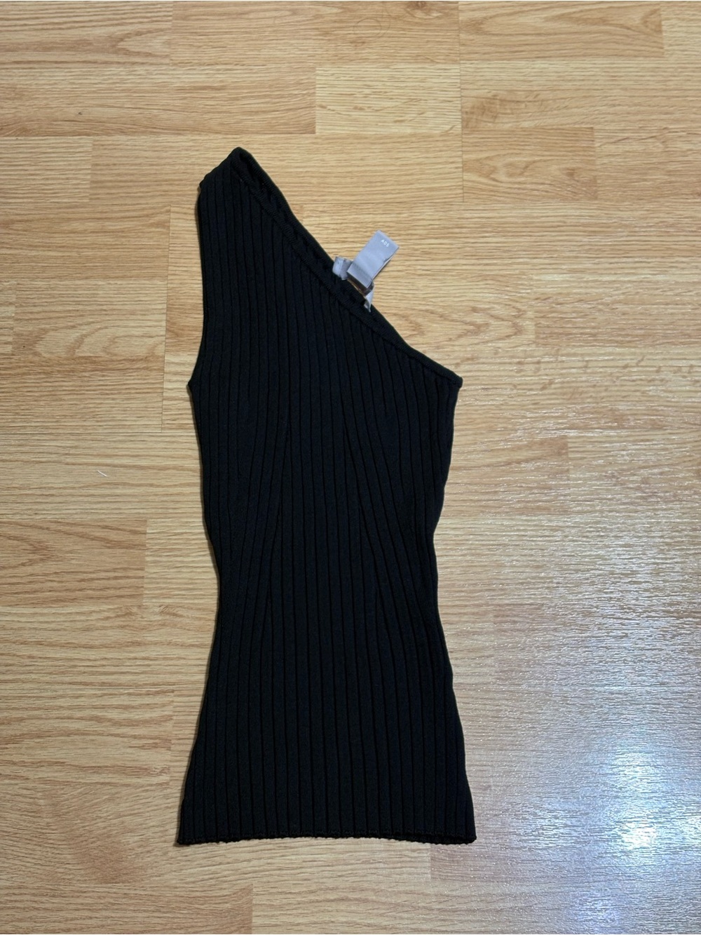 H&M Black One-Shoulder Ribbed Knit top